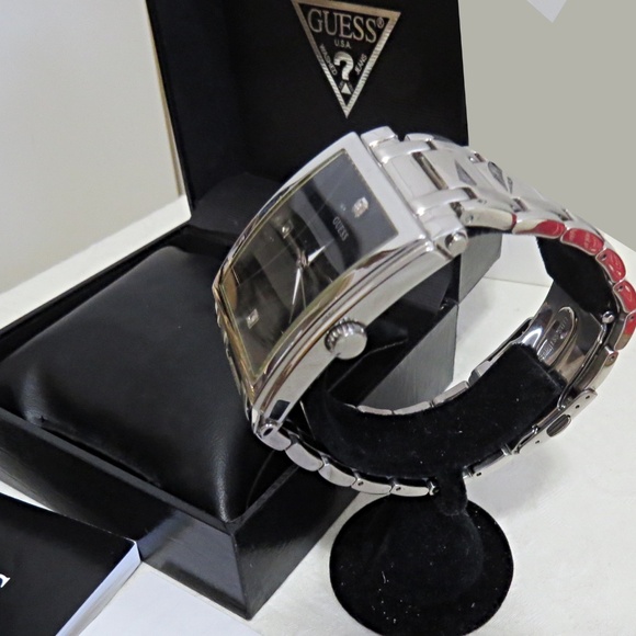 GUESS MENS BLACK RECTANGULAR STEEL SERIES DRESS WATCH - Picture 3 of 6